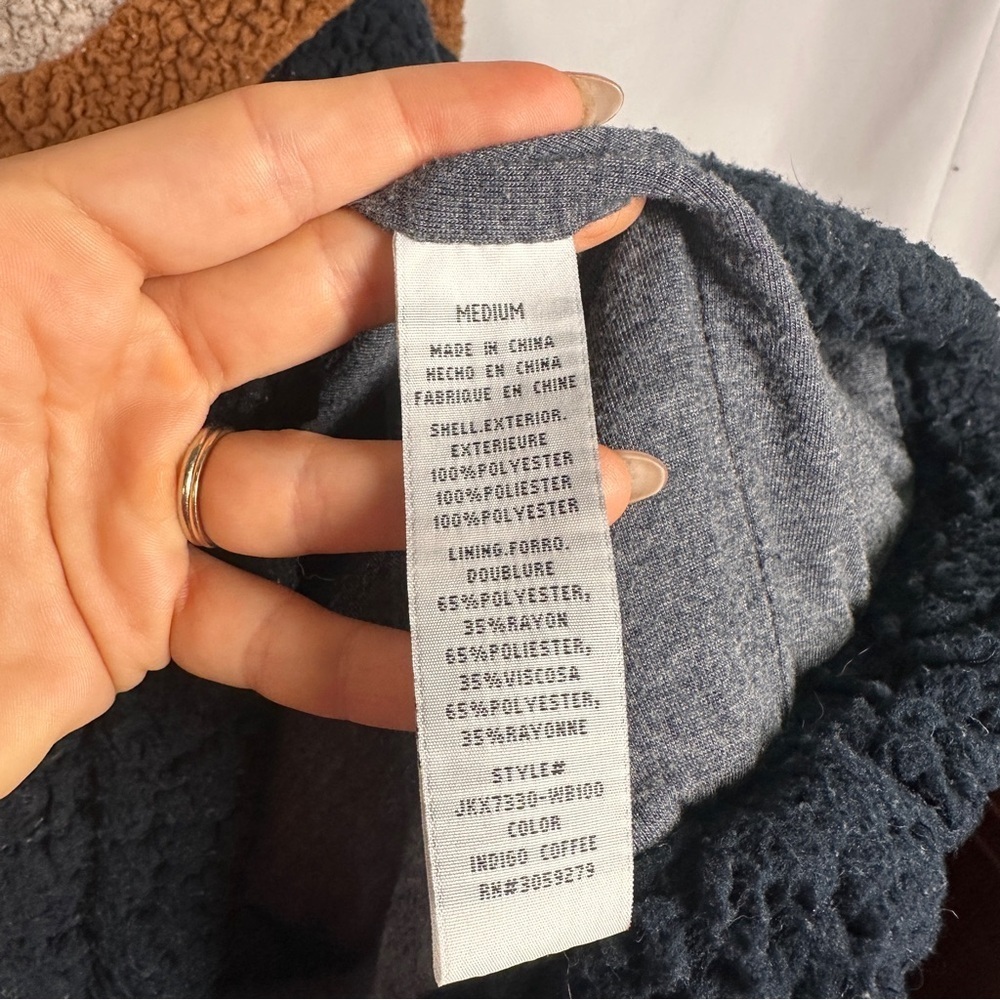 Thread & Supply Wubby Sherpa Pullover Chevron Colorblock M - Picture 7 of 14